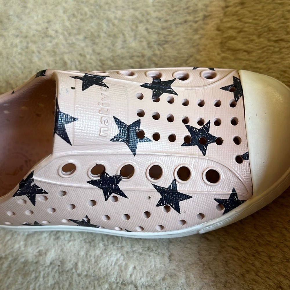 Native Shoes - Picture 7 of 13